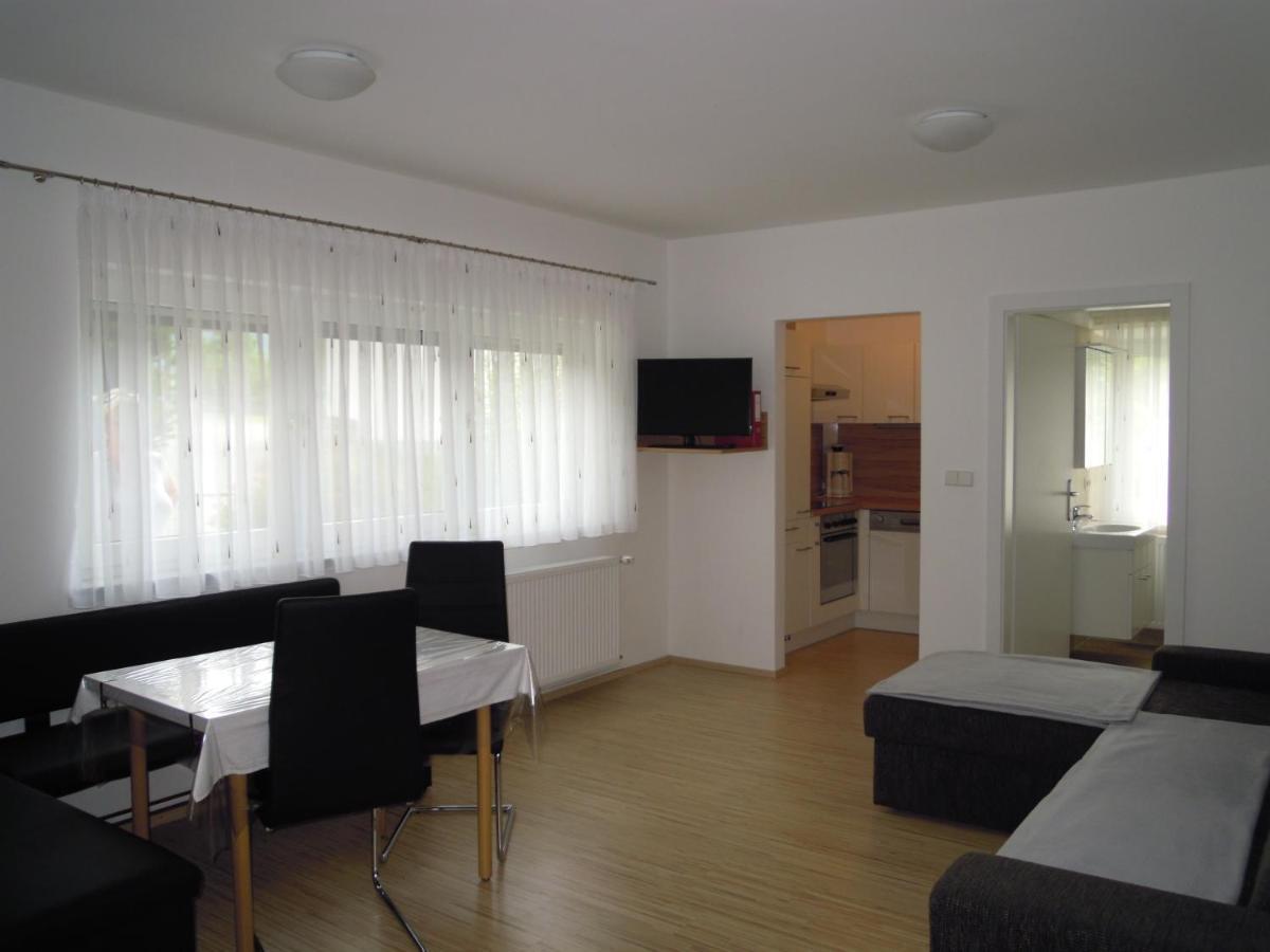 Ferienwohnungen Familie Jarnig Inge Gortschach  Room photo
